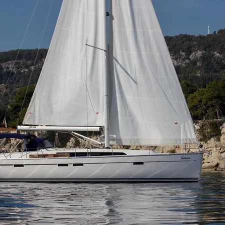 Bavaria Cruiser 46- Solaric